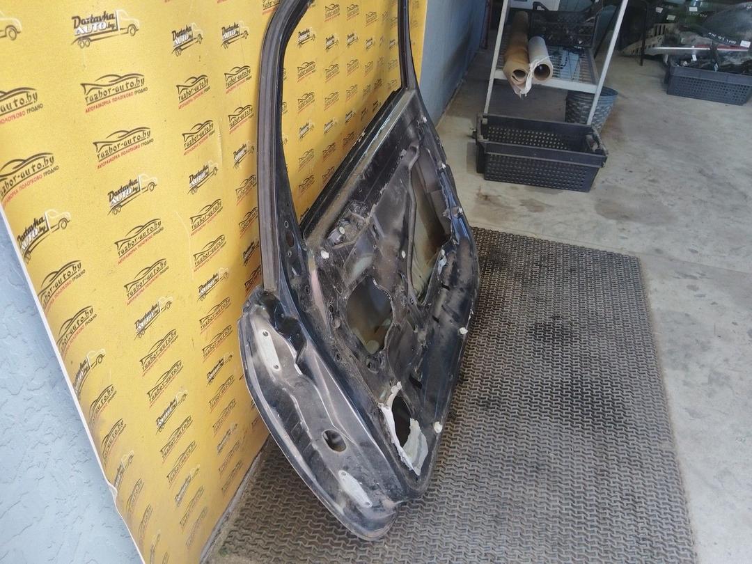 Дверь передняя правая ZM5ZCG Mitsubishi Colt купить в магазине запчастей бу