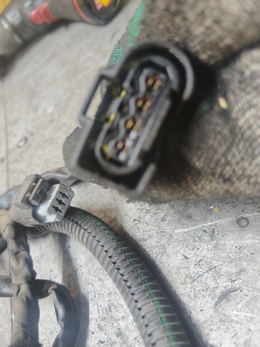 Проводка двигателя IPW93F Peugeot 407 undefined