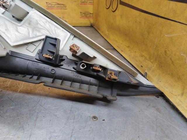 Обшивка стойки задней левой UCI5I4 Ford Fusion undefined