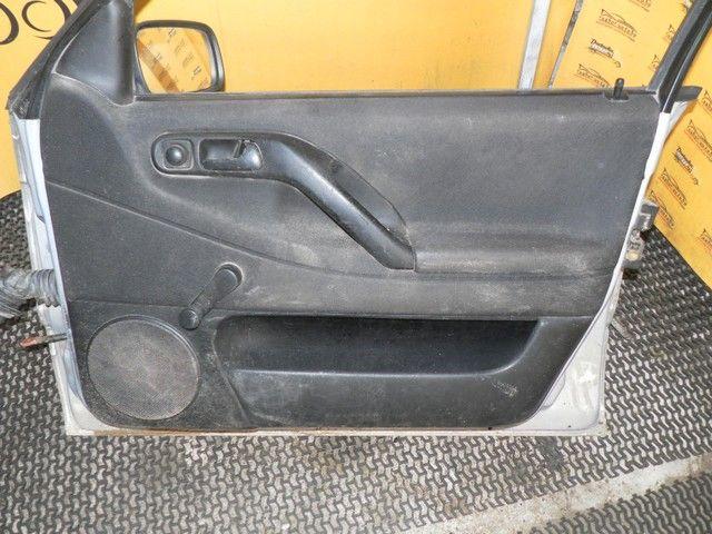 Обшивка двери передней правой (дверная карта) 7UMC1C Volkswagen Passat купить