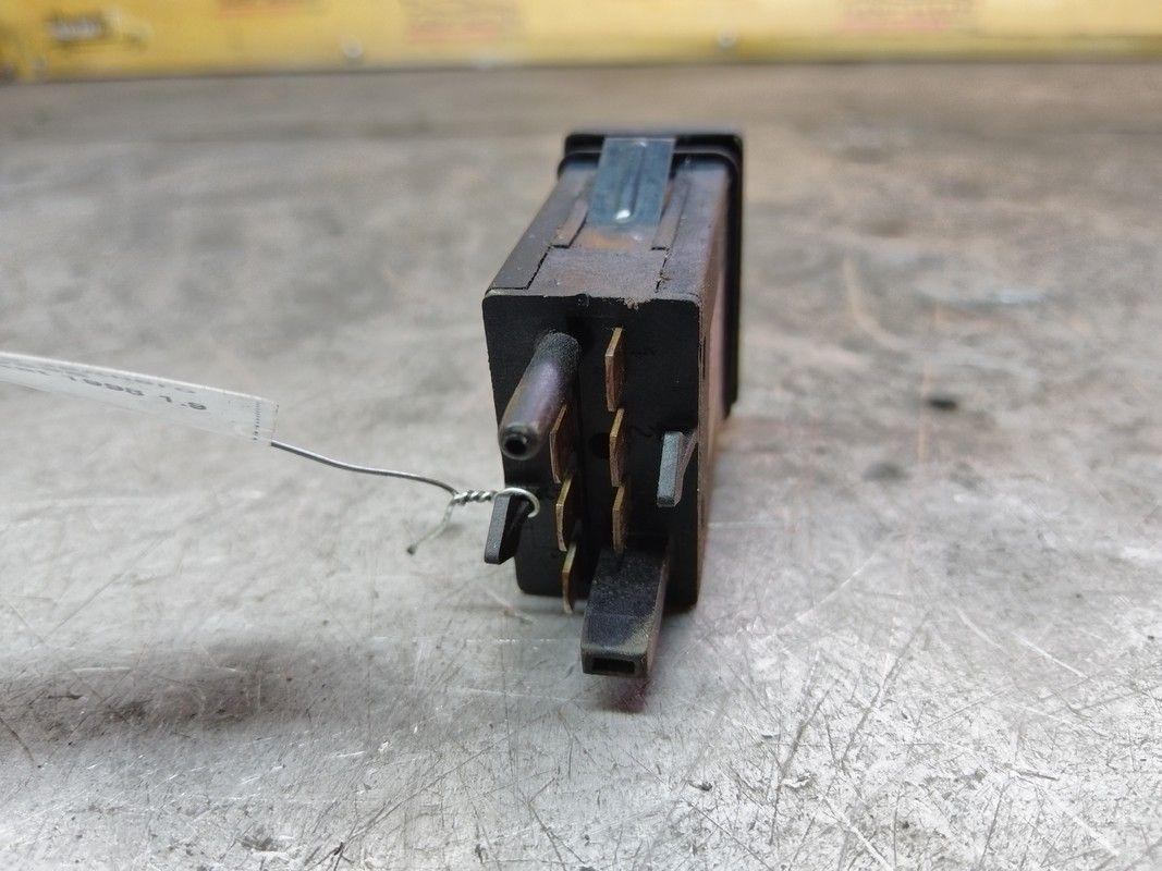 Кнопка подогрева заднего стекла 669S6S Volkswagen Passat купить