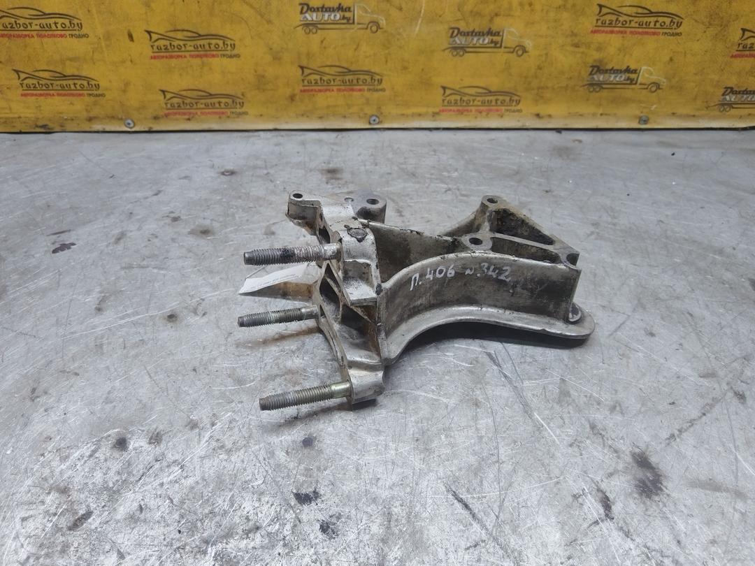 Кронштейн двигателя I7F783 Peugeot 406