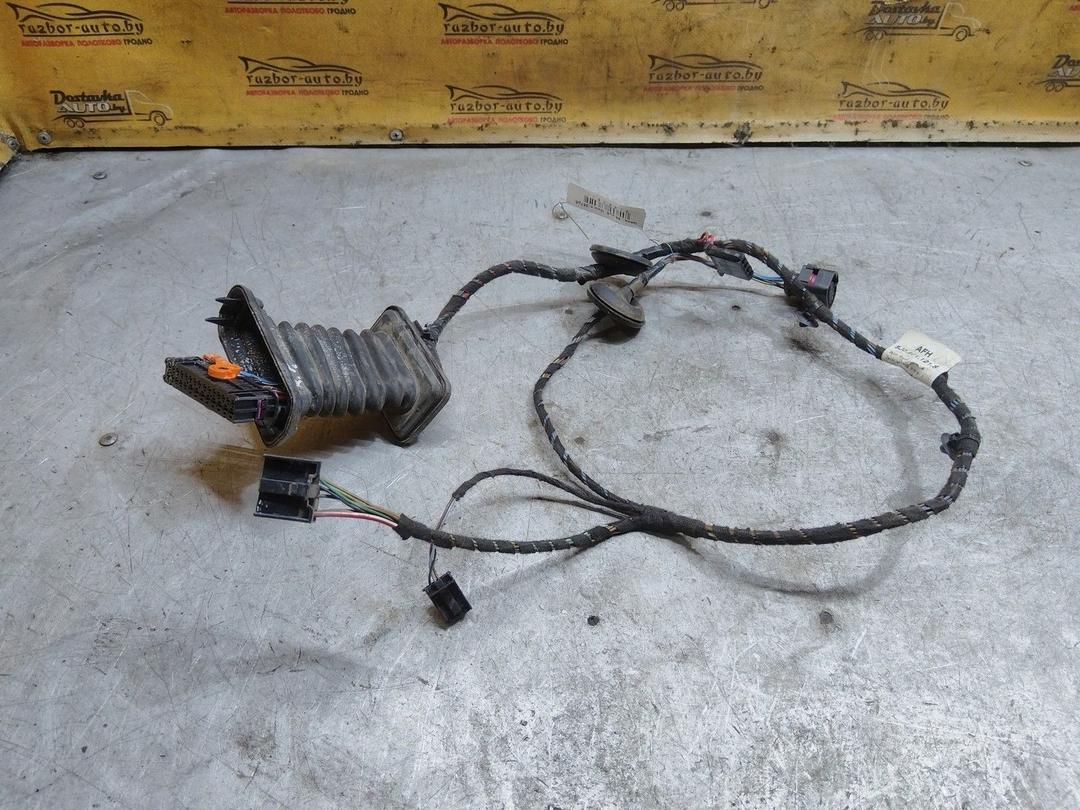 Проводка двери передней правой 75TQ8K Skoda Fabia