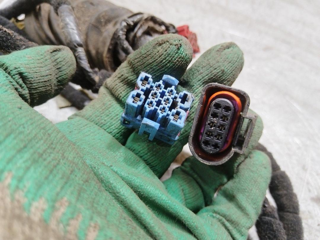 Проводка двери передней правой 5QKUPX Volkswagen Lupo купить