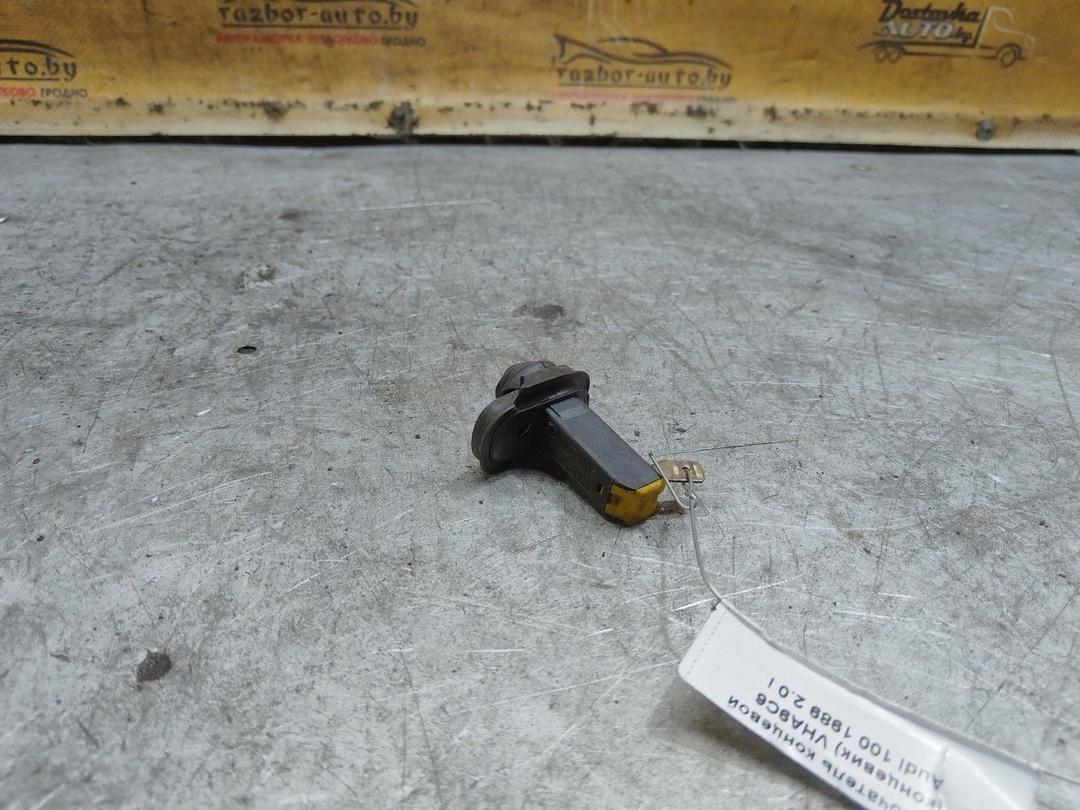 Выключатель концевой (концевик) VHA9C6 Audi 100 купить