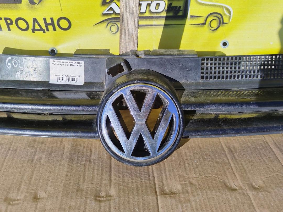 Решетка радиатора US43C6 Volkswagen Golf - Фото 4