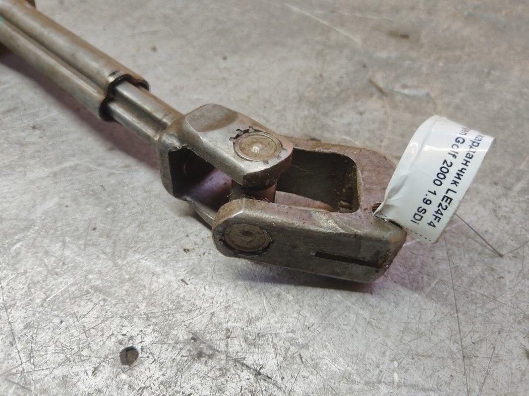 Рулевой карданчик LE24F4 Volkswagen Golf - Фото 2