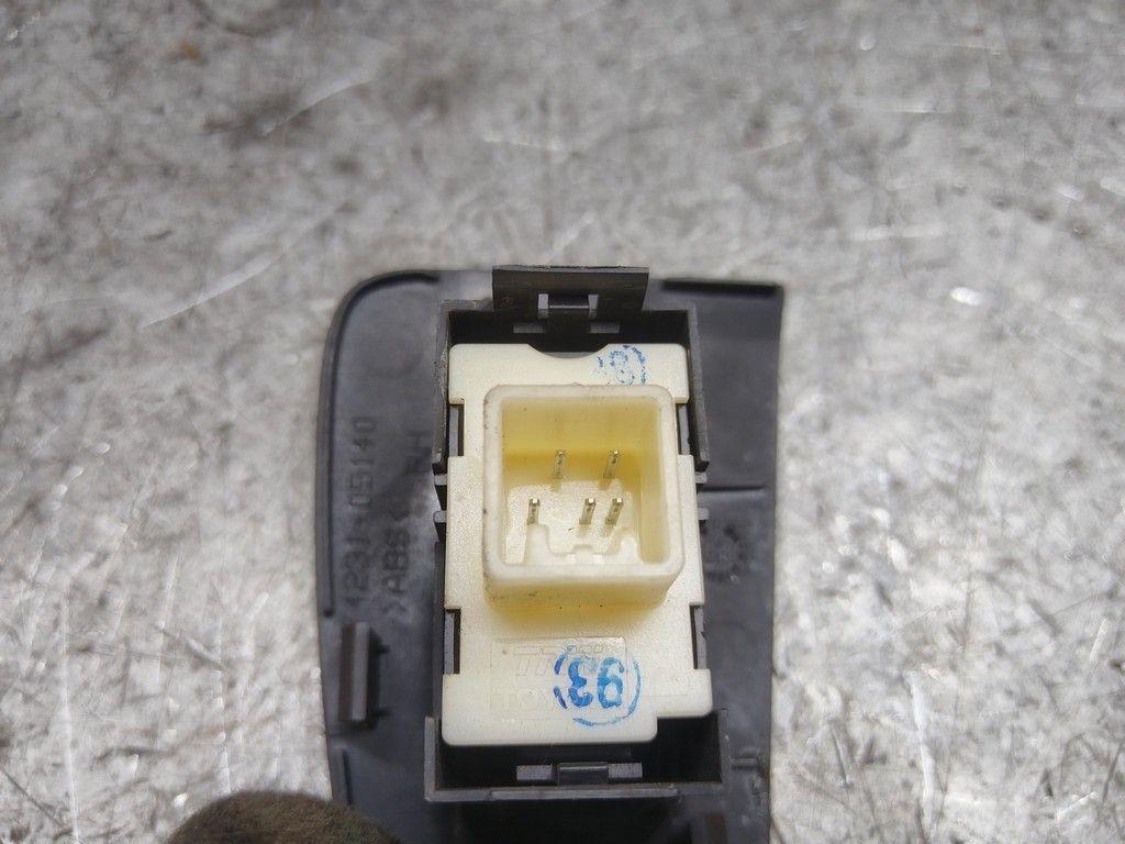 Кнопка стеклоподъемника переднего правого 9H6J2O Toyota Avensis - Фото 6