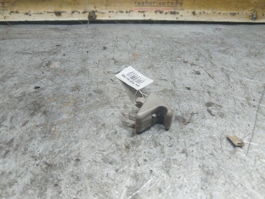 Крепление (крючок) солнцезащитного козырька RKQASJ Toyota Corolla - Фото 3