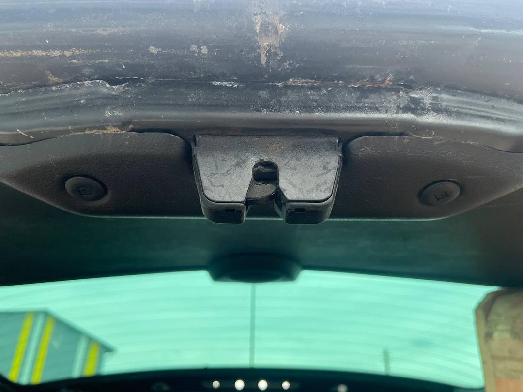 Замок багажника 37KAW8 Peugeot 307