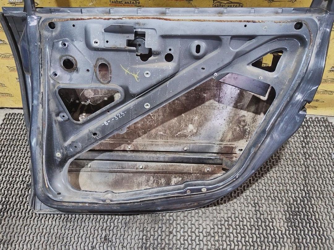 Дверь задняя правая O5GX1L Renault Espace купить с доставкой. Огромный выбор запчастей и марок авто. У нас есть практически все.