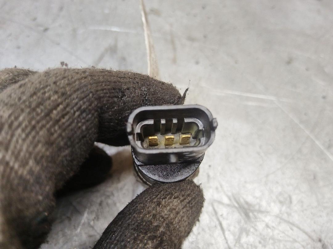 Датчик давления топлива C2N1WK Renault Scenic RX4 - Фото 3