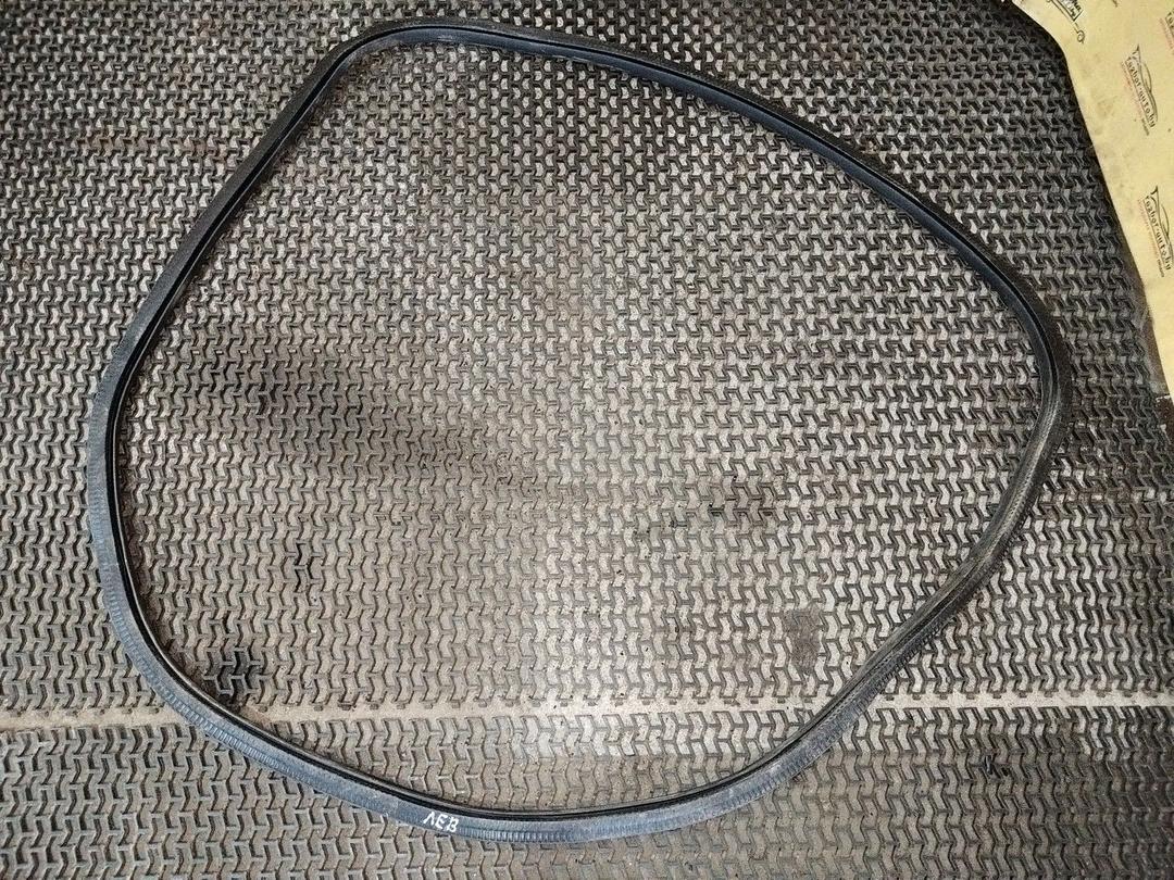 Уплотнитель двери задней левой 5G8YZI Ford Fusion купить