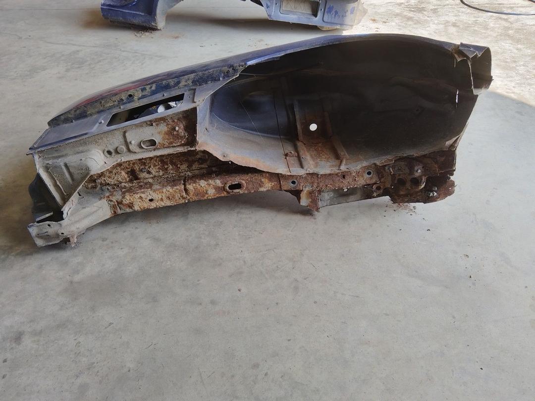 Крыло заднее правое LVX042 Peugeot 406 купить на авторазборке