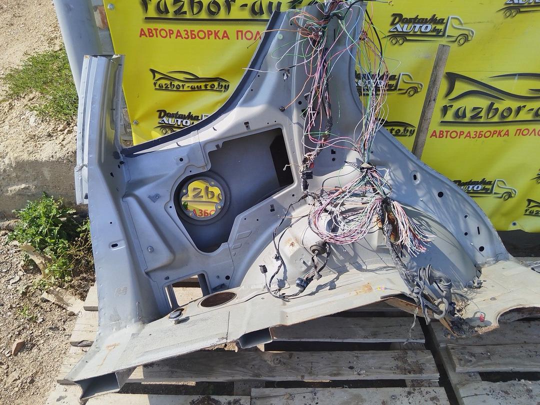 Крыло заднее левое L6O84M Mercedes ML W163 undefined