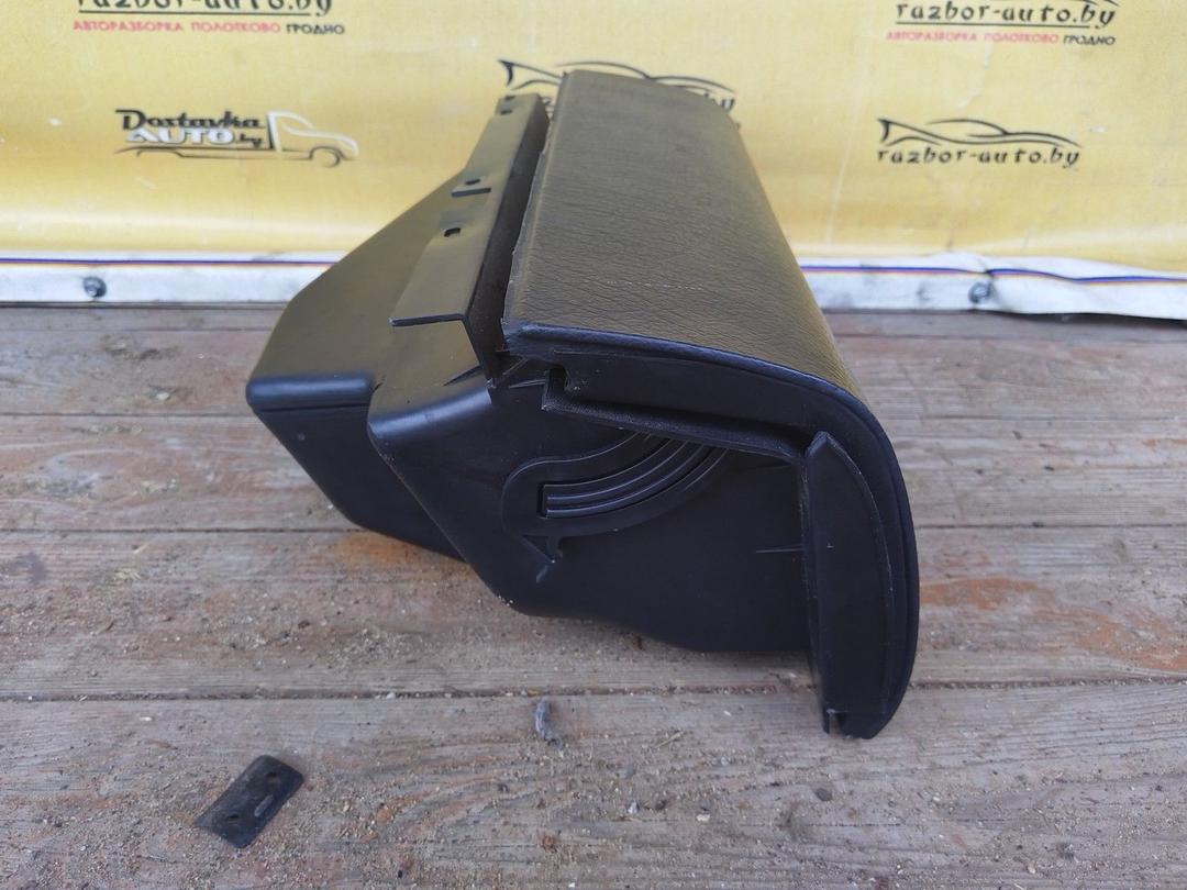 Бардачок 5L5U7Y Volkswagen Passat купить с доставкой