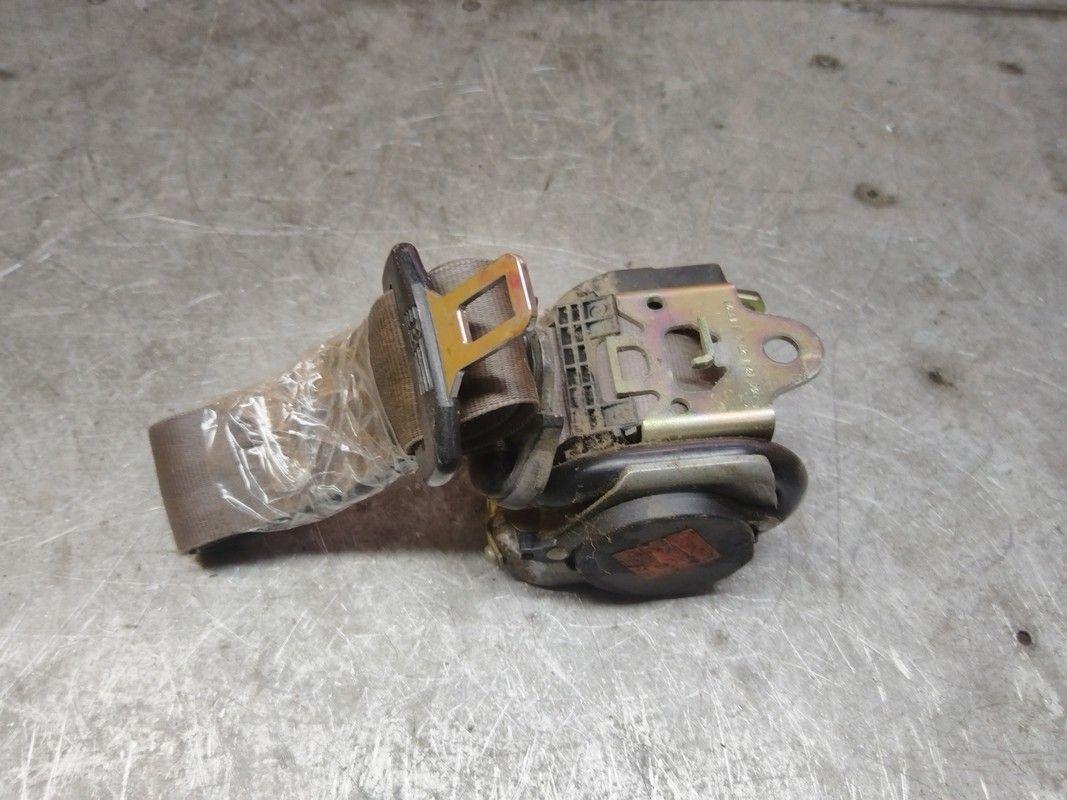 Ремень безопасности передний левый UYCYI6 Audi A4 купить