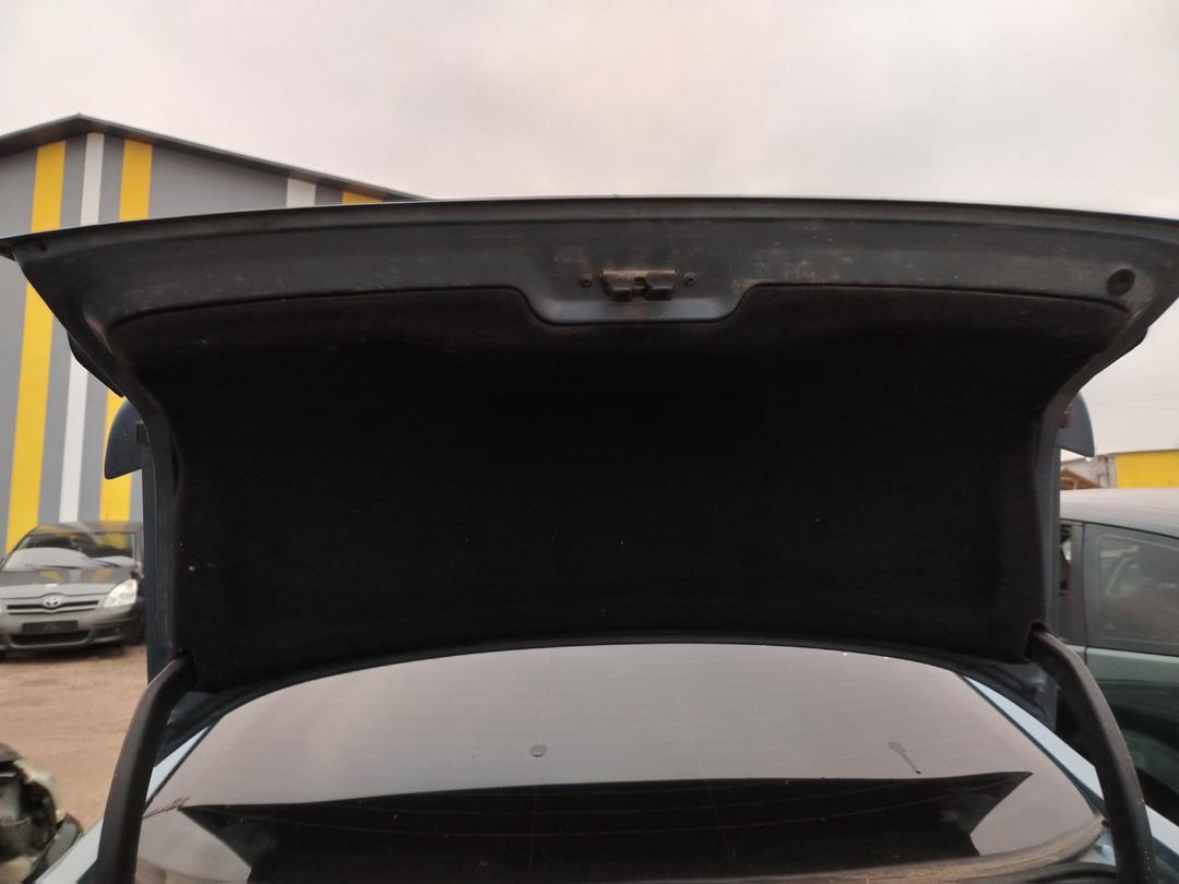 Обшивка крышки багажника OYNAH5 Peugeot 607