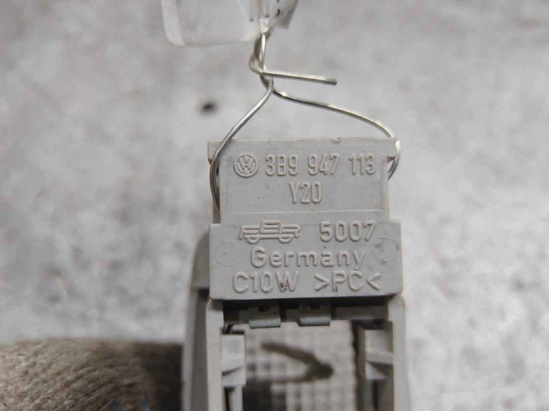 Фонарь салона (плафон) YSXP33 Volkswagen Passat - Фото 3