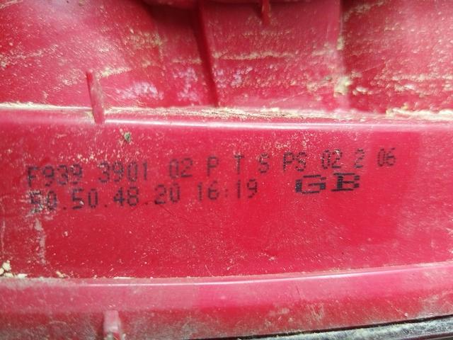 Фонарь крышки багажника правый 4A17CE Alfa Romeo 159 купить с доставкой