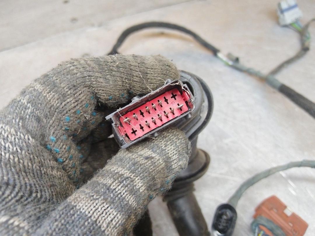 Проводка двери задней правой WIIJH5 Peugeot 307 купить