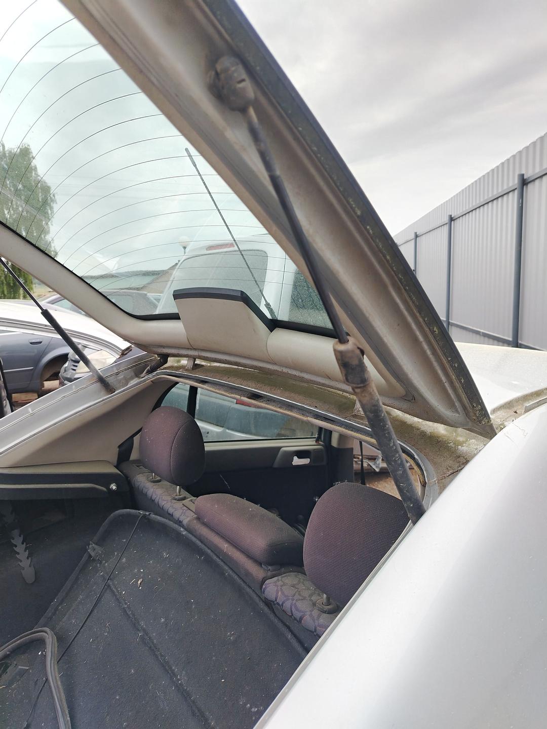 Амортизатор крышки багажника (3-5 двери) 5RLBC2 Opel Astra