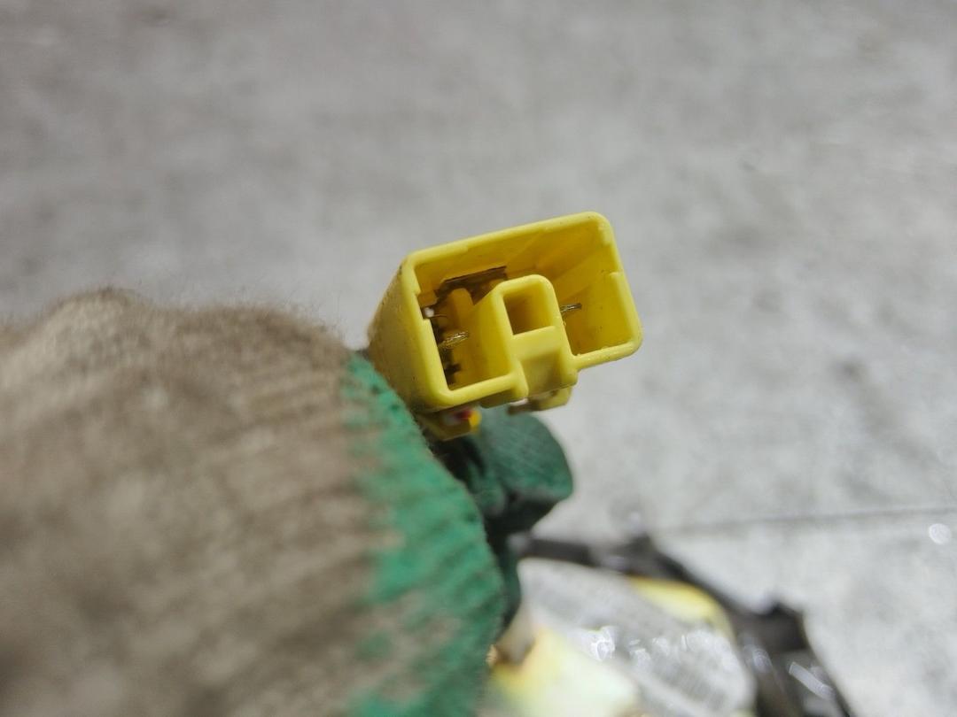 Подушка безопасности водителя GERQQT Mazda 626 купить на авторазборке