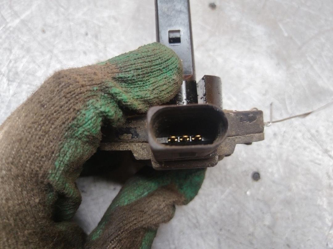 Датчик уровня масла BGN144 Ford Galaxy - Фото 2