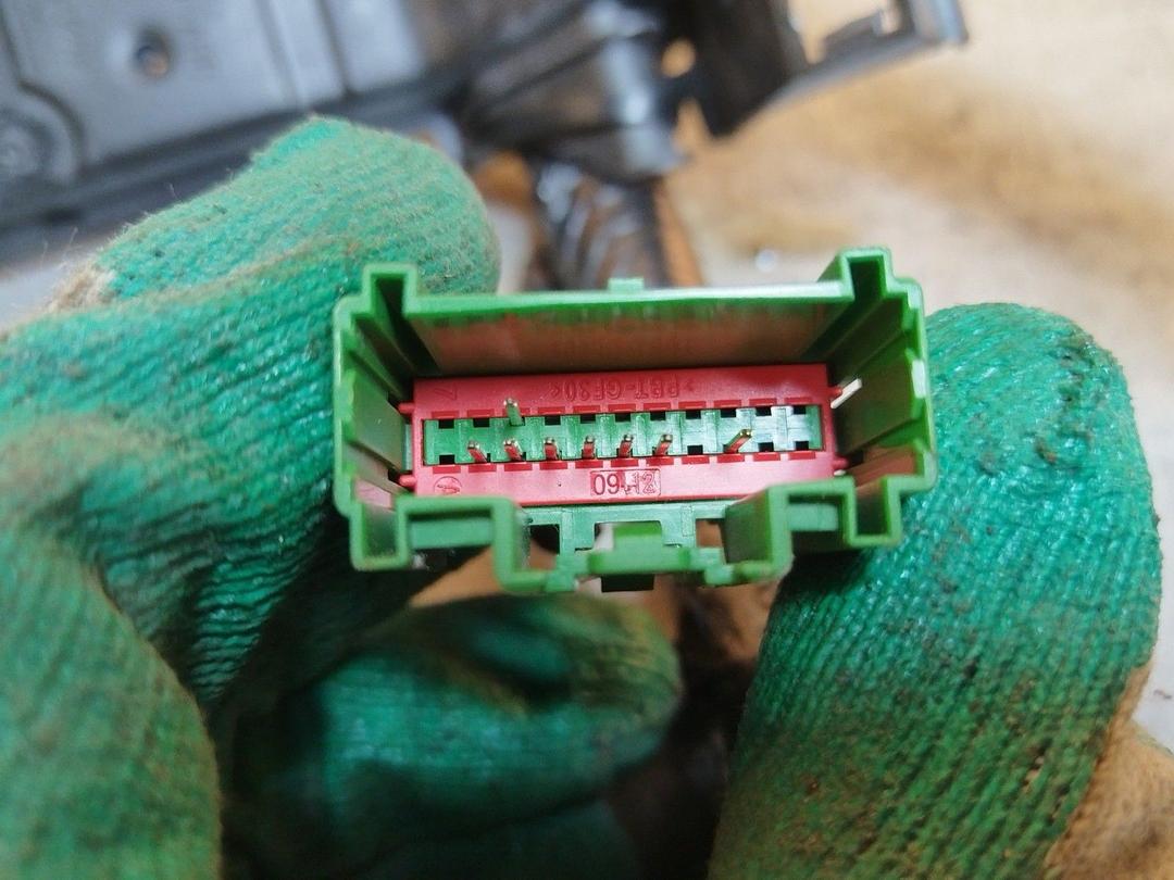 Проводка салона Y66US2 Ford Fusion - Фото 13