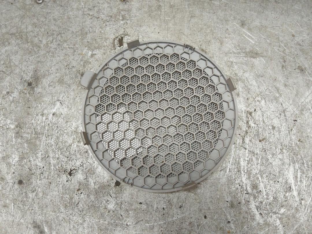 Сетка для динамика A0DKRQ Citroen Xsara Picasso купить в магазине запчастей бу