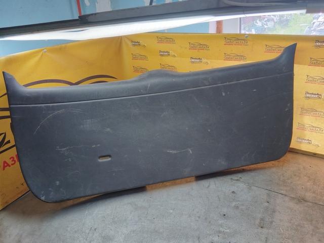 Обшивка крышки багажника B7L644 Skoda Fabia