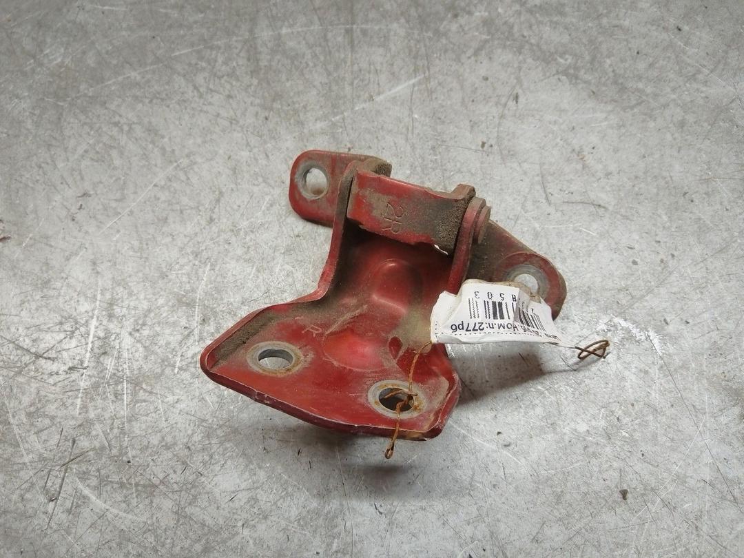 Петля двери задней правой 9F0QLB Mazda 323F купить на авторазборке