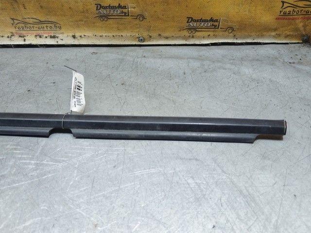 Молдинг стекла двери задней правой наружный Z036C7 Toyota Corolla Verso купить с доставкой