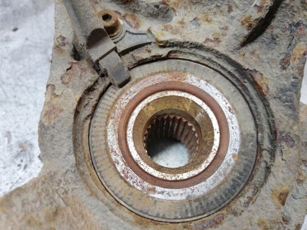 Кулак поворотный левый M6O3WK Peugeot 307 - Фото 5