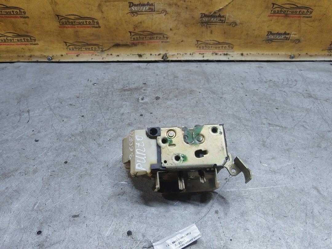 Замок двери передней правой UHCE1U Fiat Punto купить