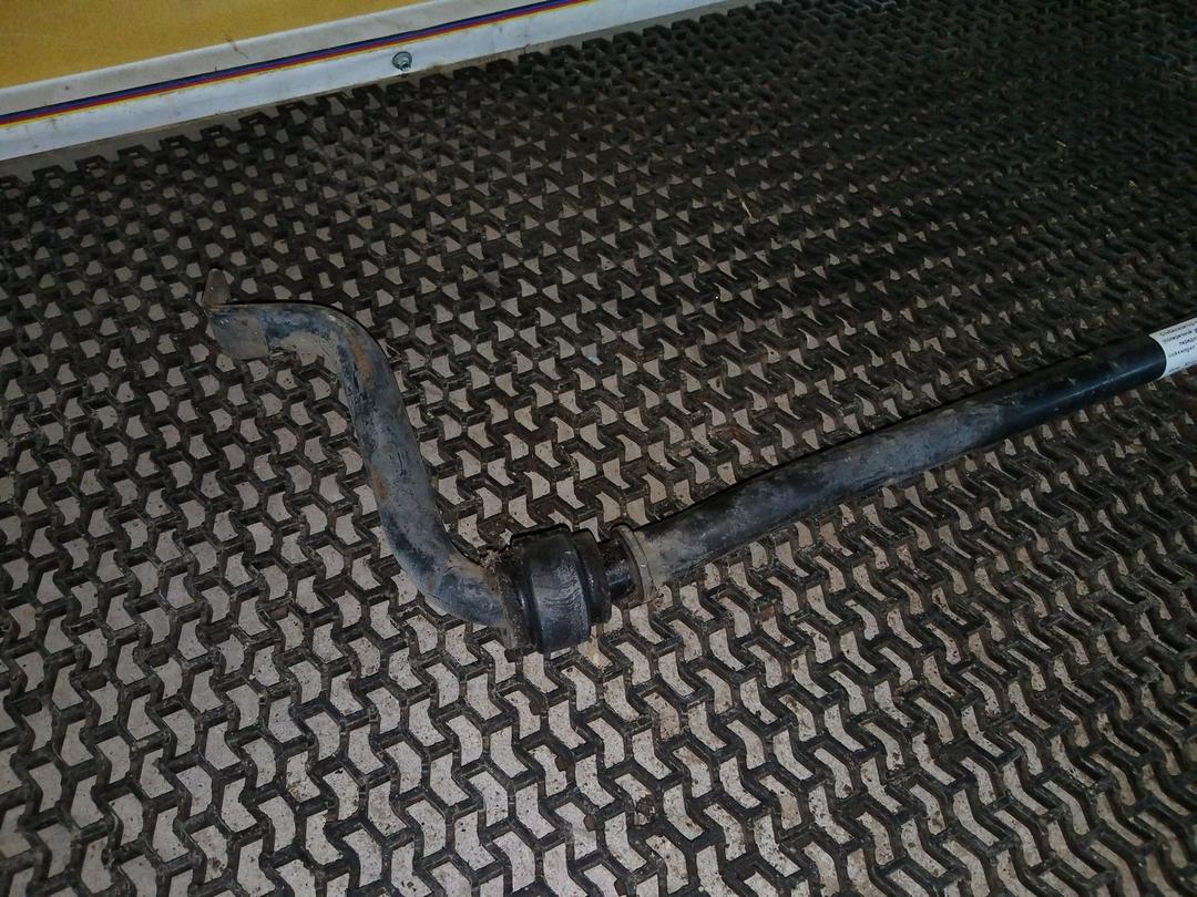 Стабилизатор подвески (поперечной устойчивости) передний CYJN8V Volkswagen Passat купить