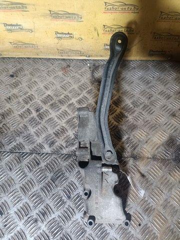 Кронштейн компрессора кондиционера CLFKC1 Mercedes C W202 - Фото 1