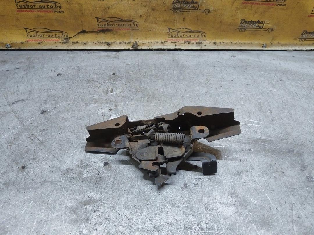 Замок капота 61Y160 Toyota Corolla Verso купить в магазине запчастей бу