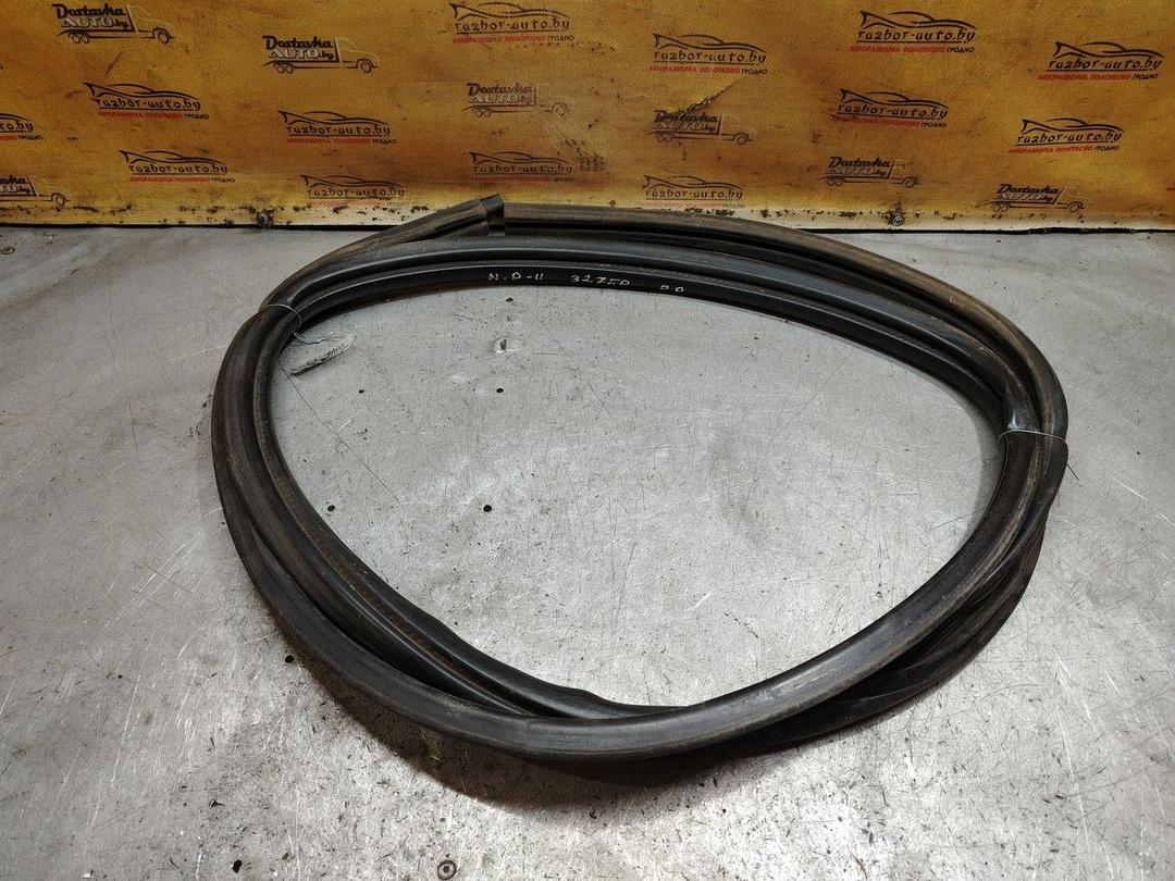 Уплотнитель двери передней правой 2T6HWA Nissan Primera - Фото 3