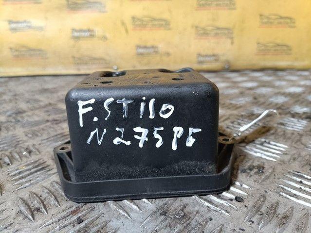 Вакуумный ресивер U9YM93 Fiat Stilo - Фото 3