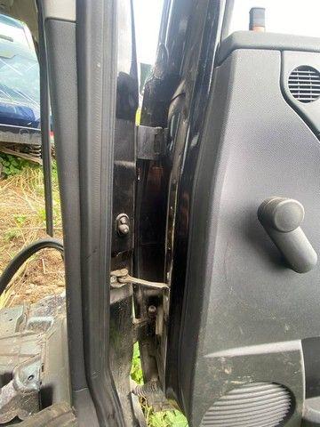 Петля двери задней правой 3V8IJ1 Opel Meriva