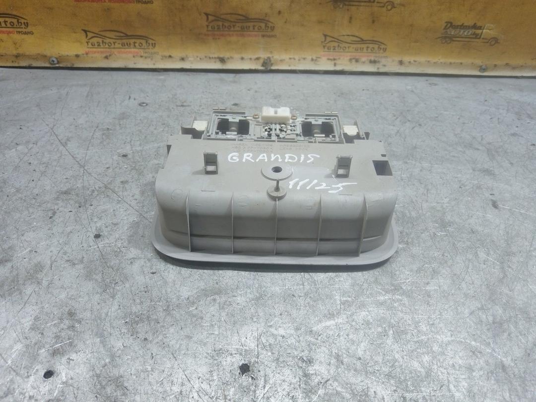 Фонарь салона (плафон) 4SQPPS Mitsubishi Grandis купить на авторазборке