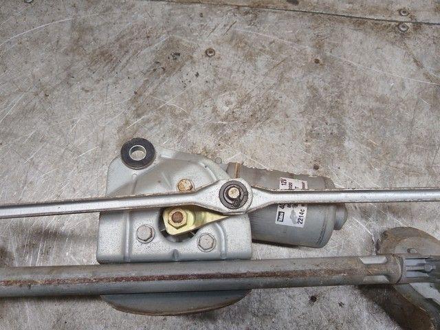 Моторчик передних стеклоочистителей (дворников) N084OR Toyota Yaris купить