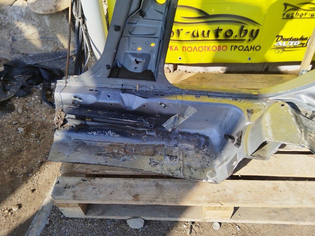 Стойка кузовная центральная правая 29IR11 Audi A6 купить на авторазборке