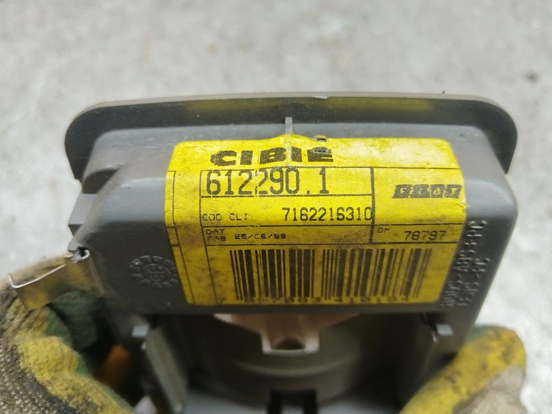 Фонарь салона (плафон) 0QGKDT Fiat Palio - Фото 3