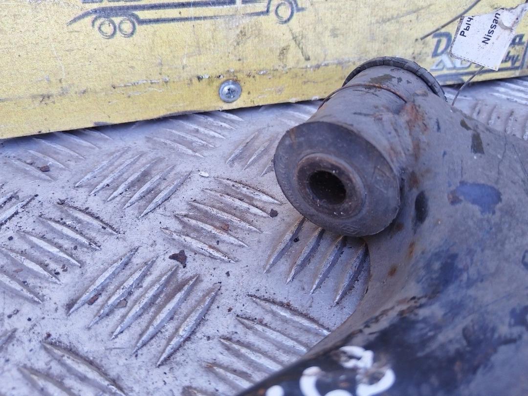 Рычаг передний правый UOEYA6 Nissan Note undefined