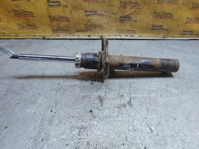 Амортизатор передний правый KSIE8W Volkswagen Jetta купить на авторазборке