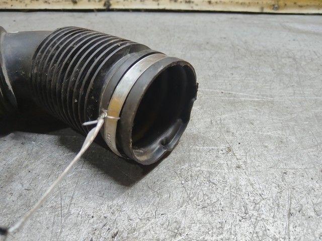 Патрубок воздушного фильтра HXTIFI Citroen C4 Grand Picasso купить в магазине запчастей бу