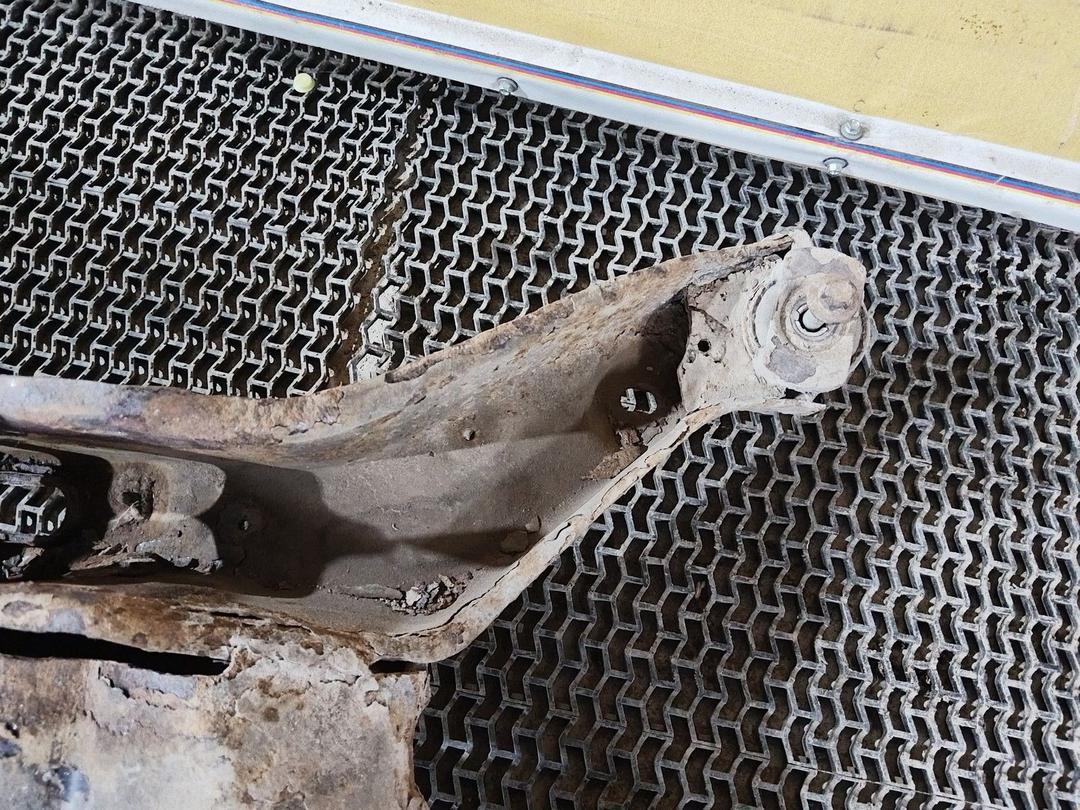 Балка подвески задняя 5CKFTS Saab 9-3 купить с доставкой. Огромный выбор запчастей и марок авто. У нас есть практически все.