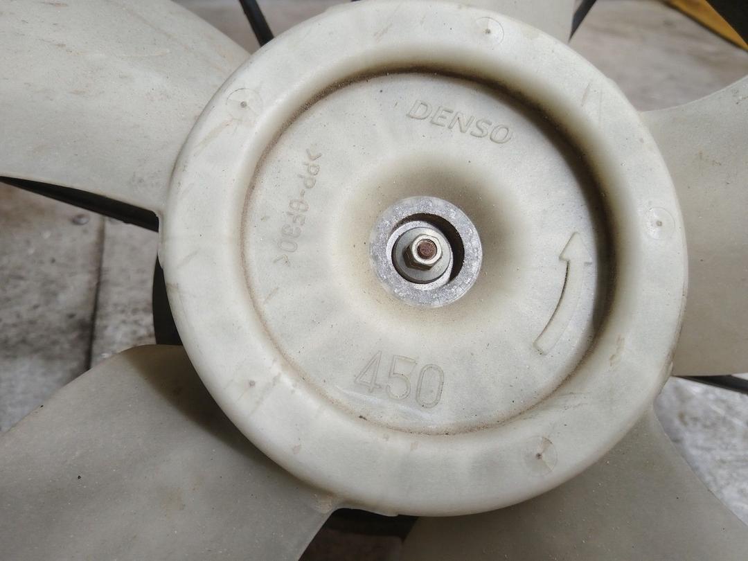 Вентилятор радиатора 5EPF3F Toyota Corolla Verso купить на авторазборке